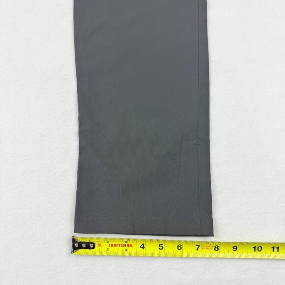 The North Face Men's Regular Fit Stretch Gray Pants Size 34x30.5 Nylon Blend - Picture 10 of 10